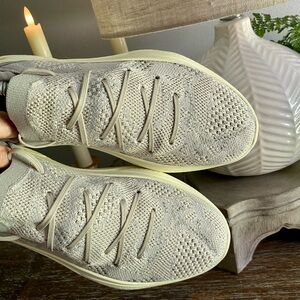 Sorel Explorer Blitz Stride Lace Sneakers Dark Stone Gray‎ Bolt Hint Women’s 8.5